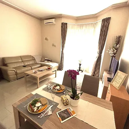 דירה Riverside Mansion בודפשט