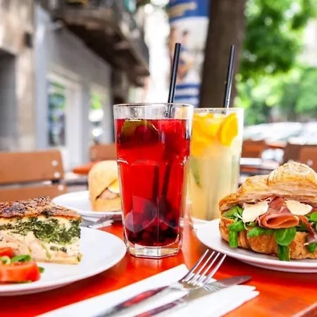 Riverside Mansion شقة بودابست