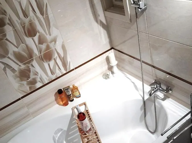 Riverside Mansion Apartment *