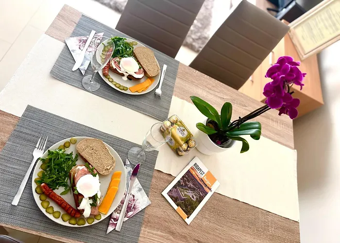 Riverside Mansion Апартаменты Будапешт