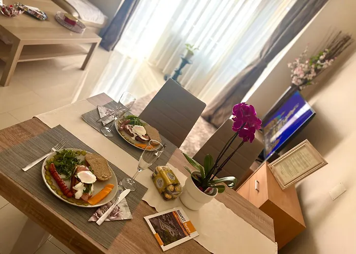 Apartment Riverside Mansion *