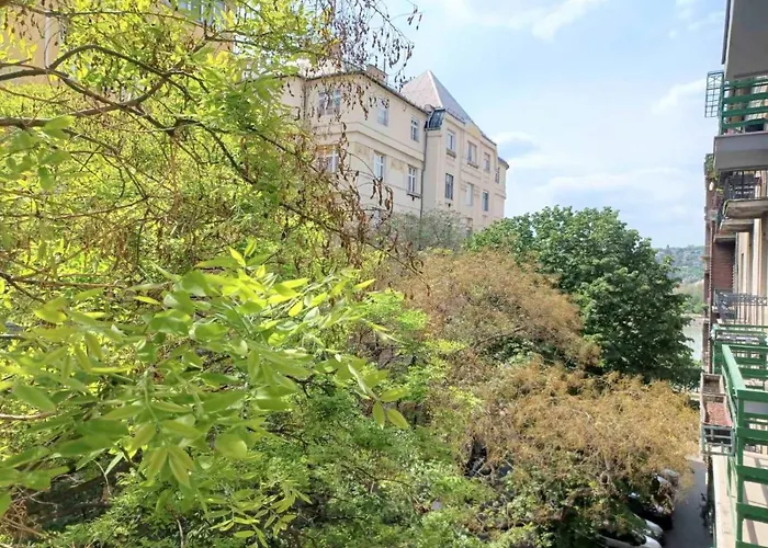 Riverside Mansion Appartement *